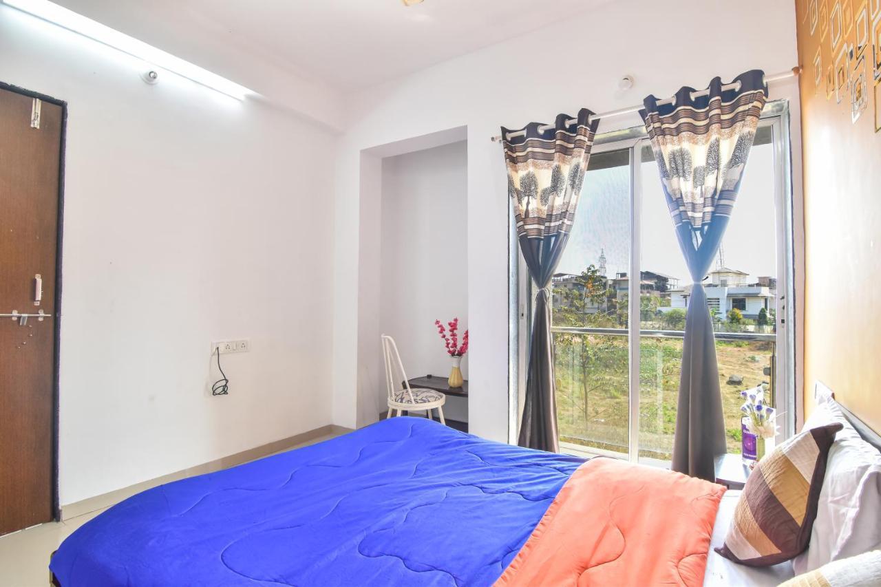 Empyrean Stays Ll Goodluck Bungalow Ll 2Bhk Ll Pool Ll Лонавала Экстерьер фото